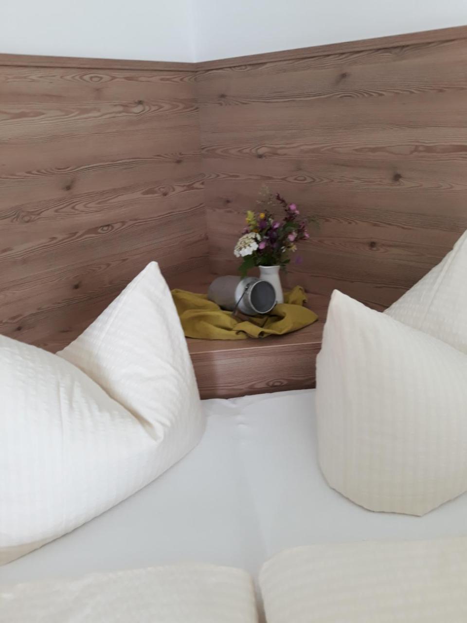 Bauernhof Kotz Bed & Breakfast Brunnen Eksteriør bilde