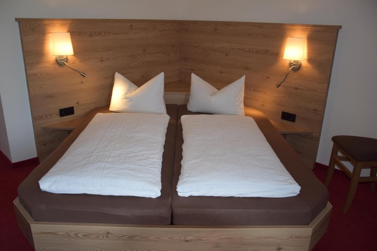 Bauernhof Kotz Bed & Breakfast Brunnen Eksteriør bilde